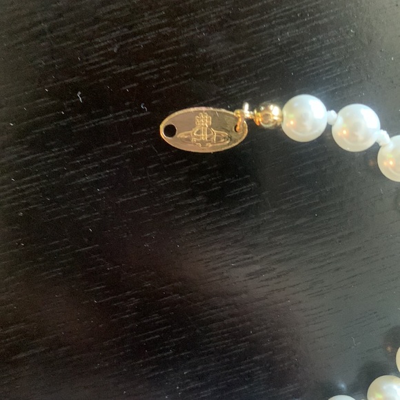 Vivian Westwood authentic pearl necklace - Picture 5 of 5